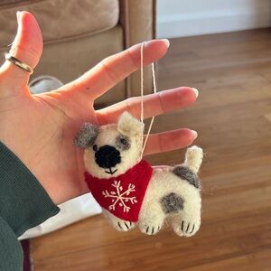 Dog ornament felt